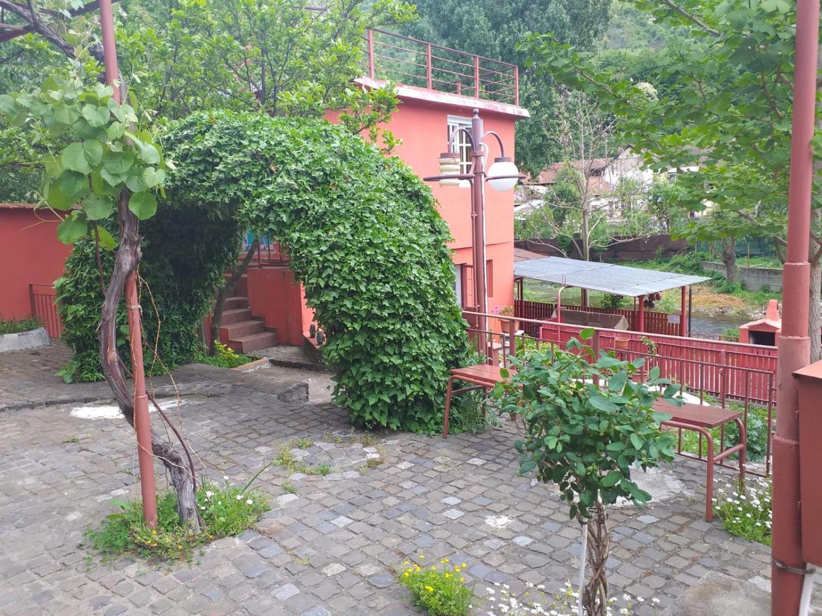 Pensiunea Belladonna Baile Herculane Exterior photo